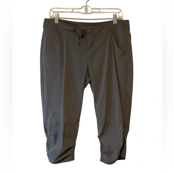 prAna Women's Jasmine Knicker, Belted Adjustable Waist
Gray, Size 10 - Picture 3 of 15